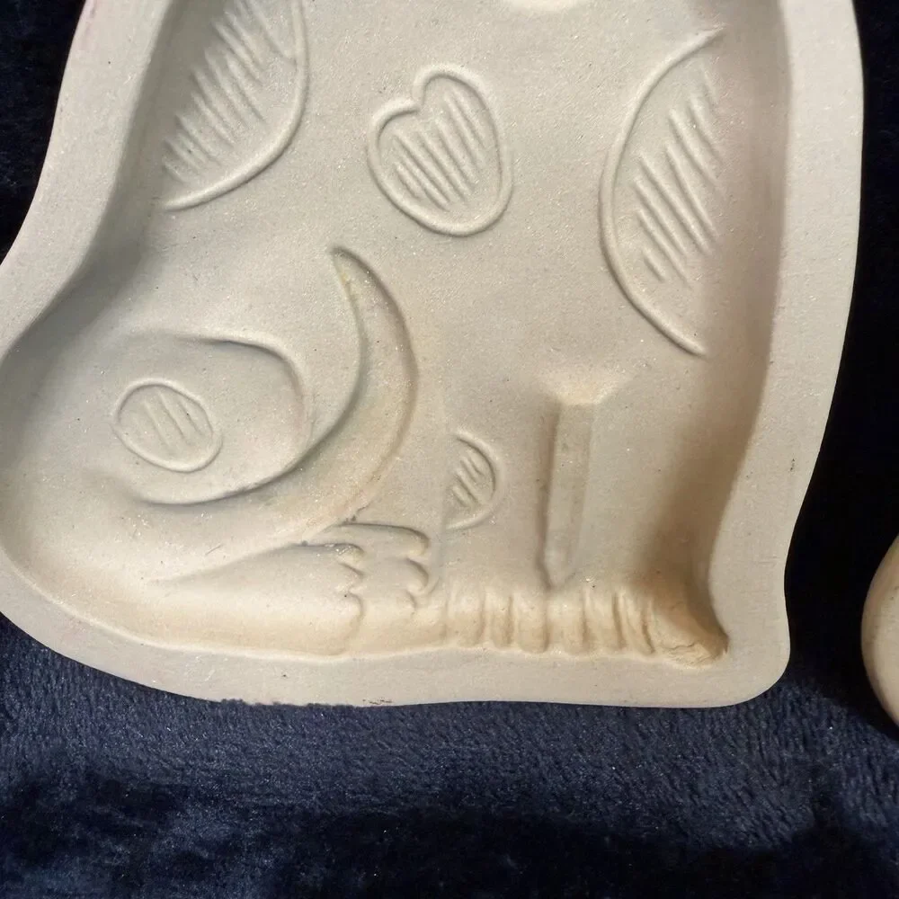 Brown Bag Cookie Art Molds Spot the Dog & Mama Kitty Cat Set of 2 Vintage 1988